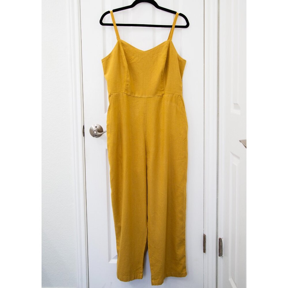 Old Navy Sleeveless Wide Leg Mustard Yellow Jumpsuit, size L